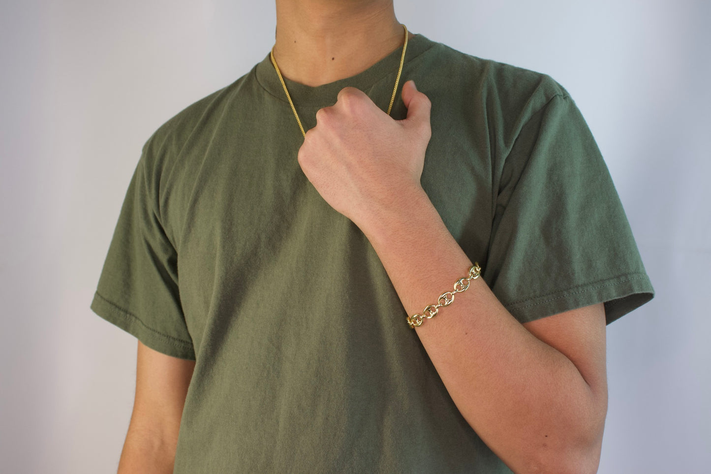 Gold Puffy Anchor Link Bracelet