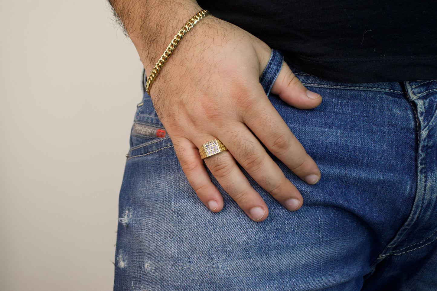 Gold Square Ring 2.0