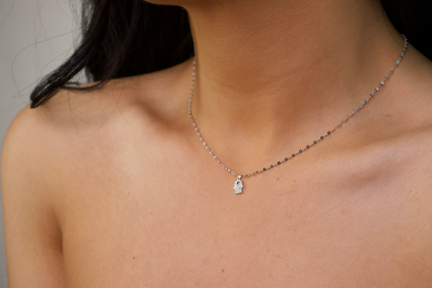 Mirror Link Hamsa Necklace