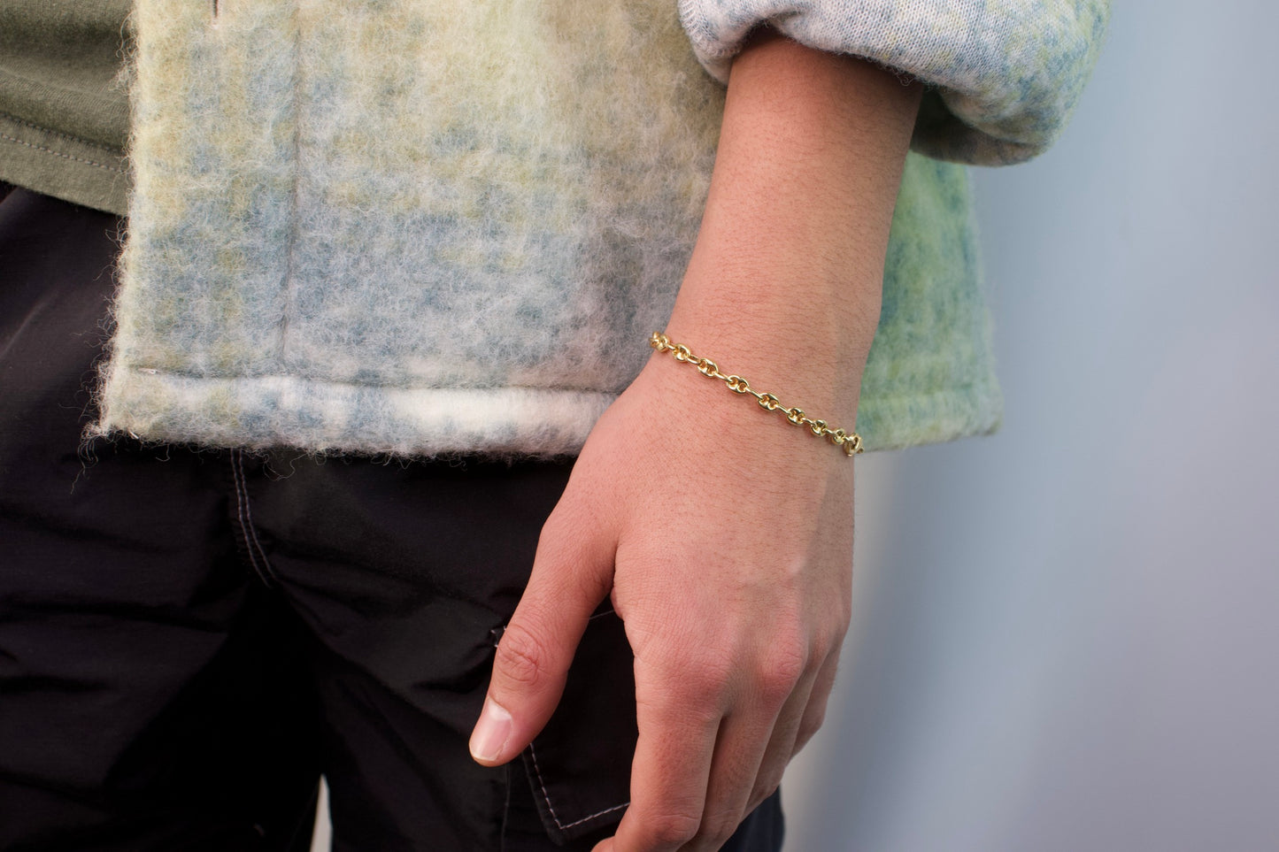 Gold Puffy Anchor Link Bracelet