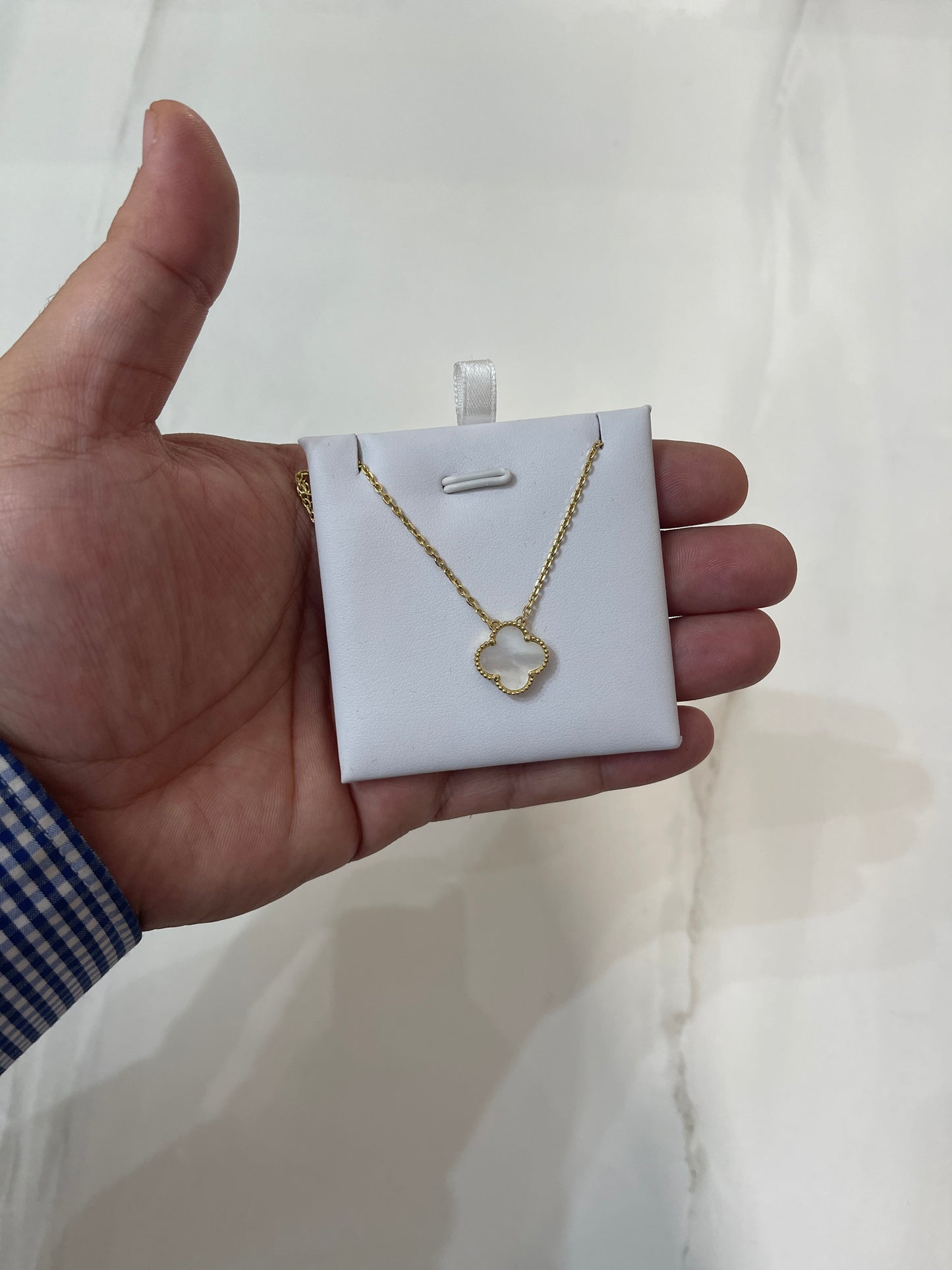 VCA single motif Necklace