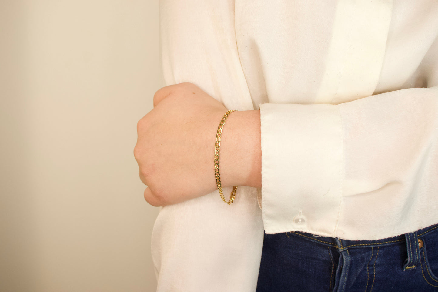 Lightweight Gold Curb Bracelet